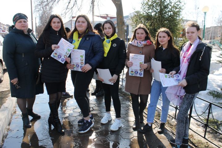 «Осторожно – мошенники!»: в Чистополе проводилась профилактическая акция