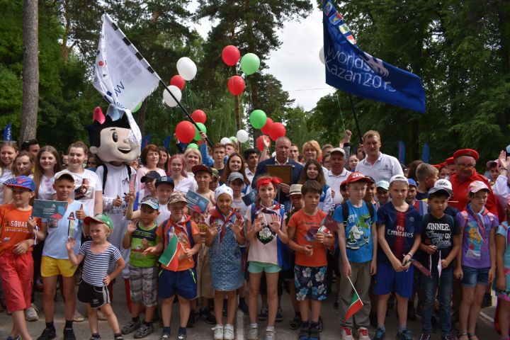 Чистополь принял республиканскую эстафету флага мирового чемпионата WorldSkills Kazan-2019 (Фоторепортаж)