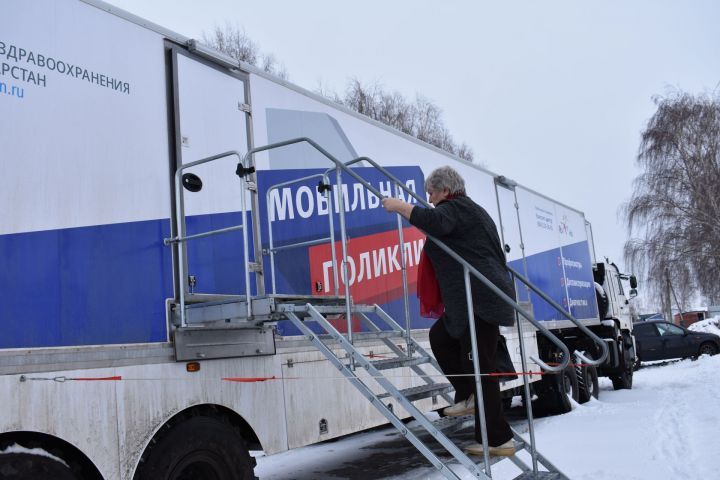 В Чистопольский район приехала мобильная поликлиника