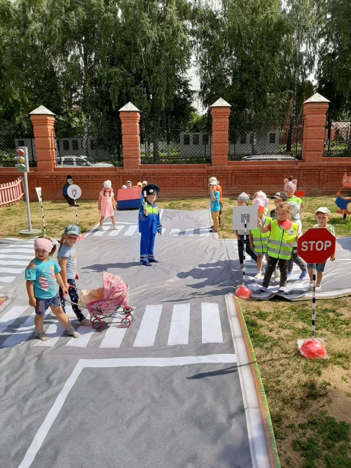 У чистопольских дошколят появился свой автогородок (ФОТО)