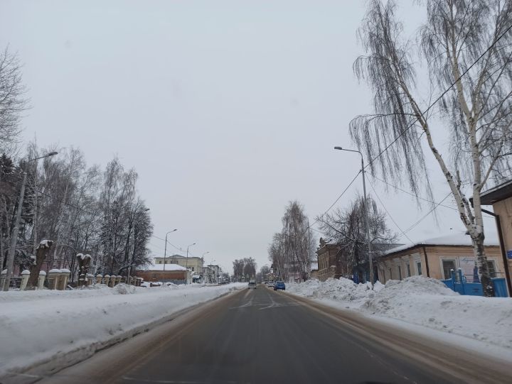 В Чистополе самой аварийно опасной остается улица Карла Маркса