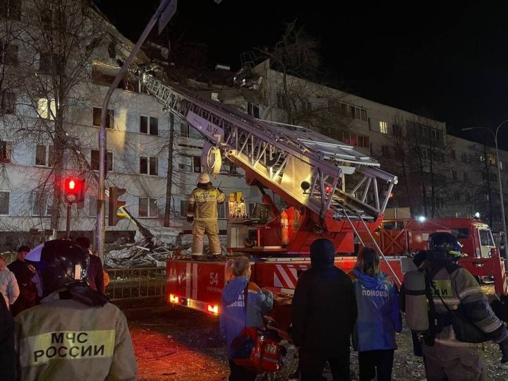 В Челнах прощаются с погибшей при взрыве девушкой