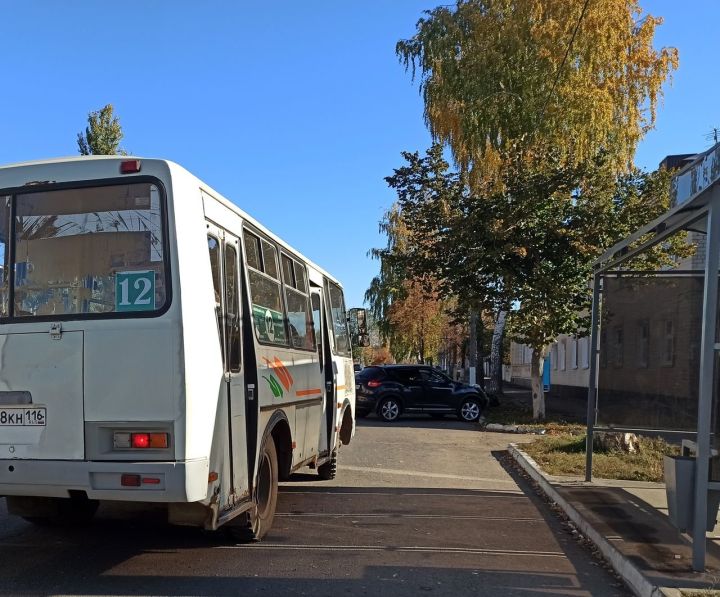 На обращения чистопольцев по общественному транспорту дали разъяснения