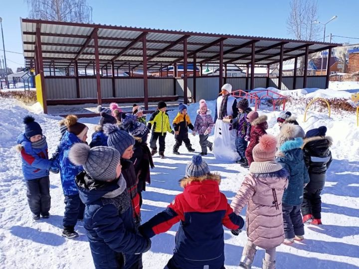 Воспитанники чистопольского детского сада праздновали Масленицу