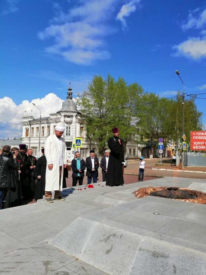 Представители Чистопольского духовенства почтили память участников Великой Отечественной войны