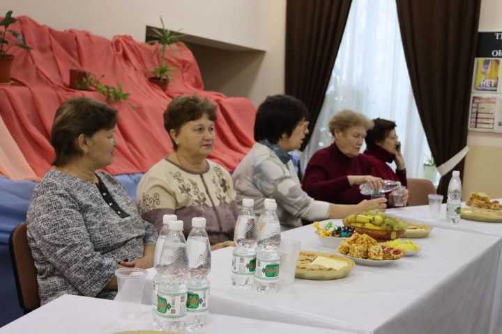 В Чистопольском районе организовали концерт для тех, кто помогает фронту (фоторепортаж)