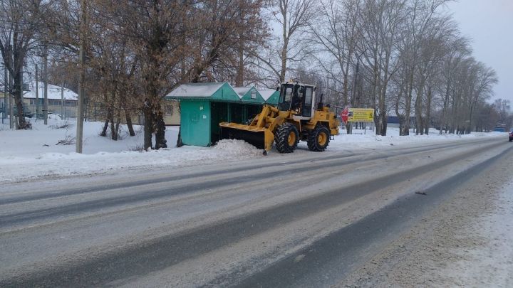 Почти 3 тысячи кубометров снега вывезли с улиц Чистополя с начала декабря