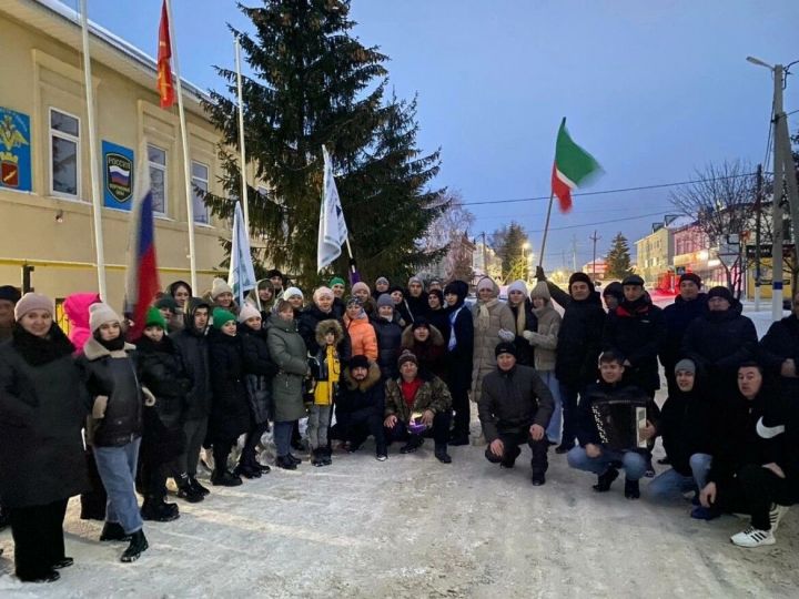 Три артиста Мензелинского театра отправятся на службу в армию