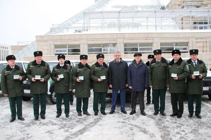 Чистопольские экологи получили новые автомобили