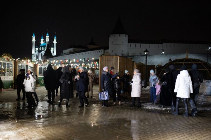 У стен Казанского Кремля прошла ярмарка «Я и есть Татарстан»