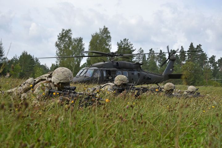 На Украине ввели военное положение