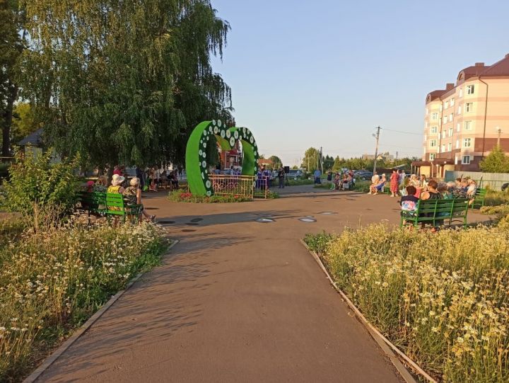 В Чистополе в рамках акции «Помоги собраться в школу!» пройдет праздник для детей