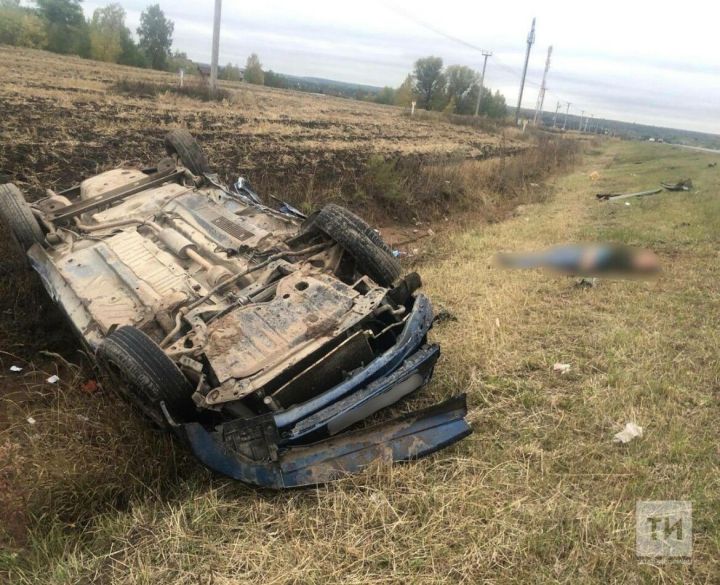 В Лаишевском районе водитель легковушки погиб, вылетев с трассы в кювет