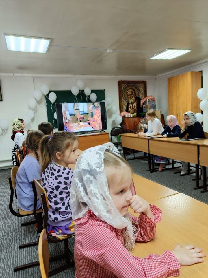 В воскресных школах Чистопольского благочиния для детей организованы занятия по разным направлениям