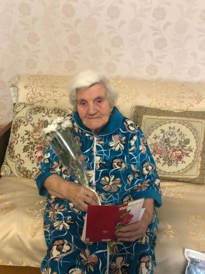 Труженица тыла из Чистополя отметила 95-летний юбилей