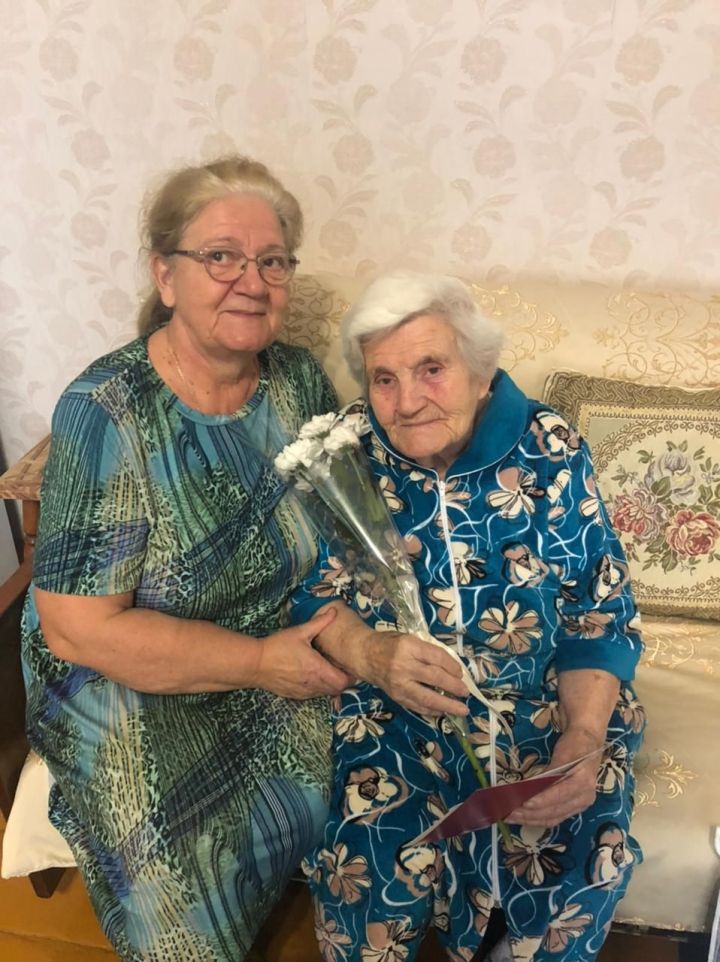 Труженица тыла из Чистополя отметила 95-летний юбилей