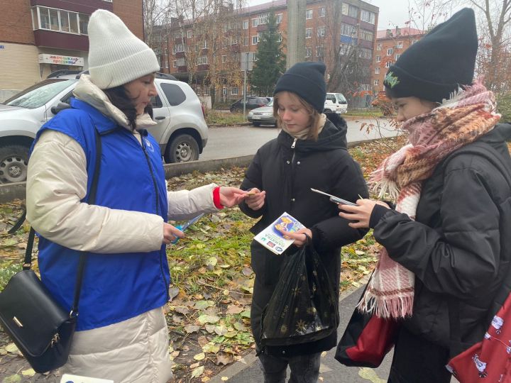 Отряд ЮИД чистопольской школы проверил, соблюдают ли пешеходы правила дорожного движения