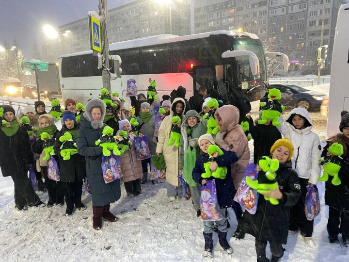 Дети участников СВО из Чистополя посетили Республиканскую елку