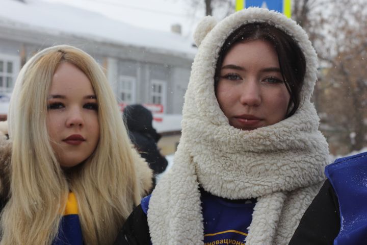 В Чистополе состоялся митинг, посвященный 34-й годовщине вывода советских войск из Афганистана