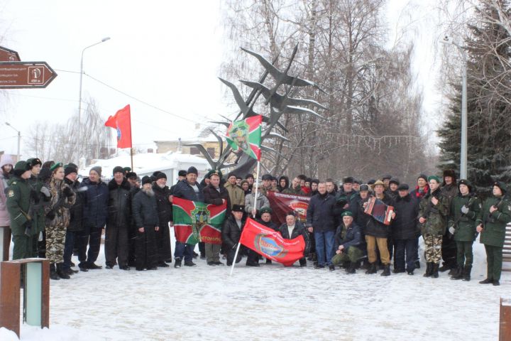 В Чистополе состоялся митинг, посвященный 34-й годовщине вывода советских войск из Афганистана