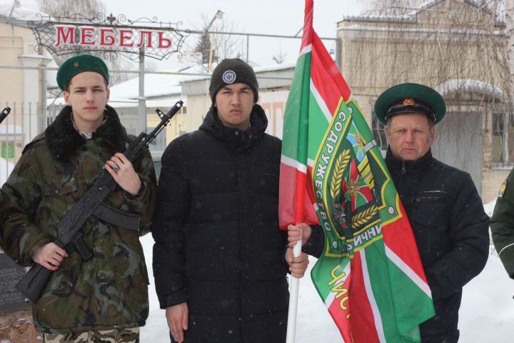 В Чистополе состоялся митинг, посвященный 34-й годовщине вывода советских войск из Афганистана