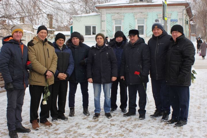 В Чистополе состоялся митинг, посвященный 34-й годовщине вывода советских войск из Афганистана