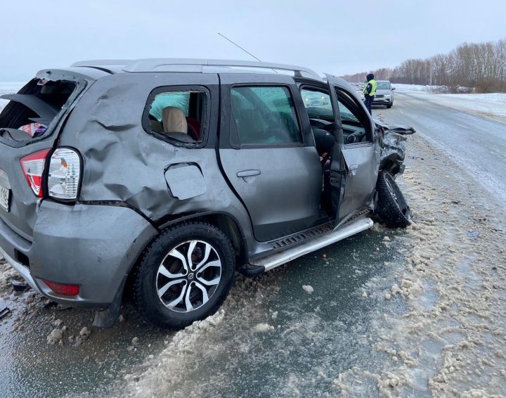 В ДТП в Чистопольском районе пострадали 7 человек