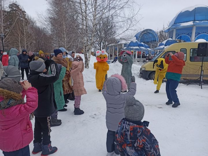 Как в Чистополе праздновали Масленицу (фоторепортаж)