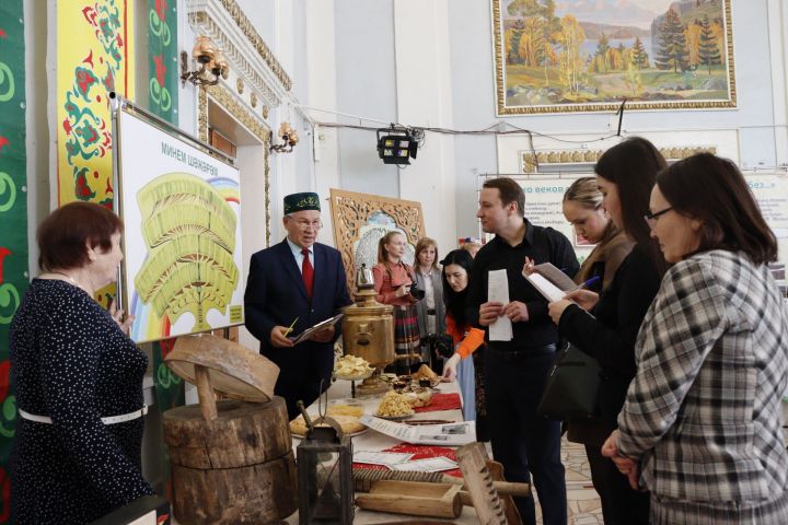 В Чистополе прошел муниципальный этап республиканского фестиваля семей (фоторепортаж)