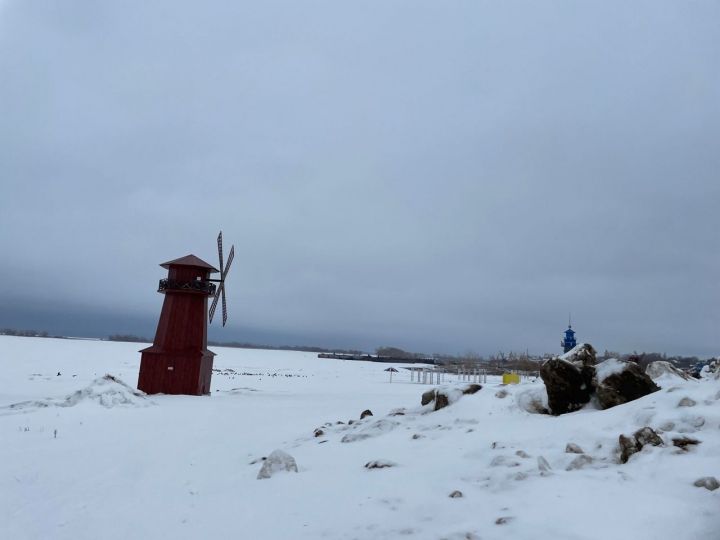 В Чистополе обнаружили снежные свалки в водоохраной зоне реки Берняжка