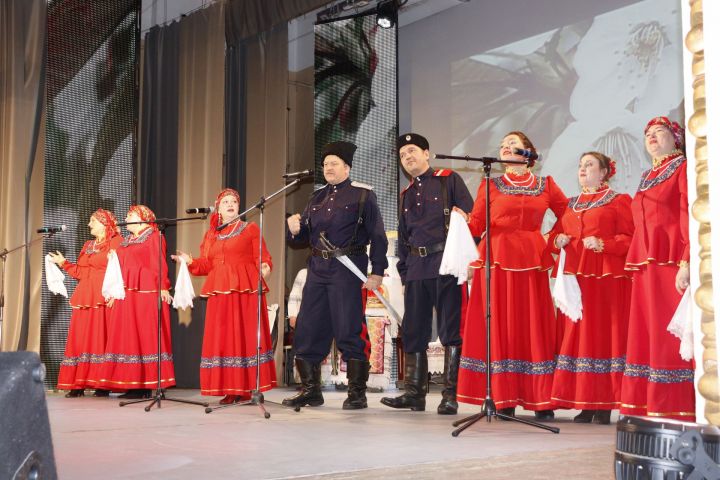 В Чистополе прошел муниципальный этап республиканского фестиваля семей (фоторепортаж)