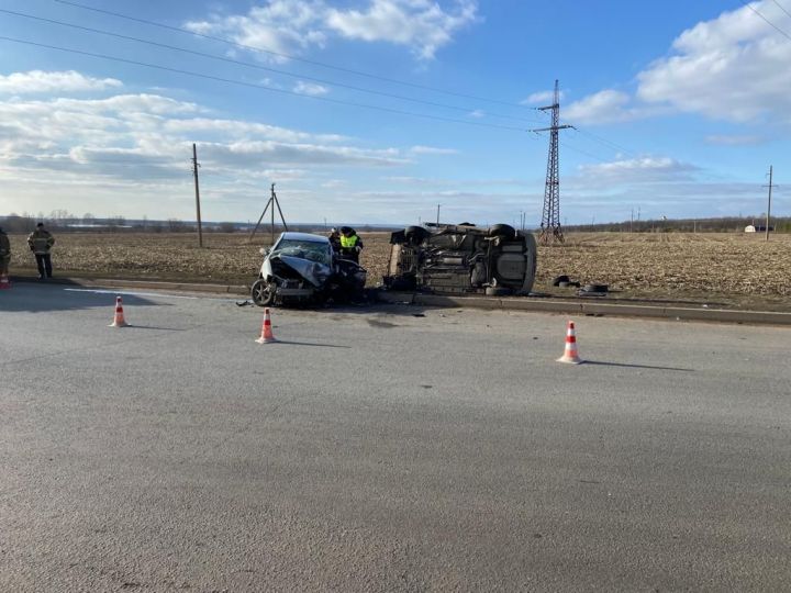 В ДТП в Чистополе пострадали трое взрослых и ребенок