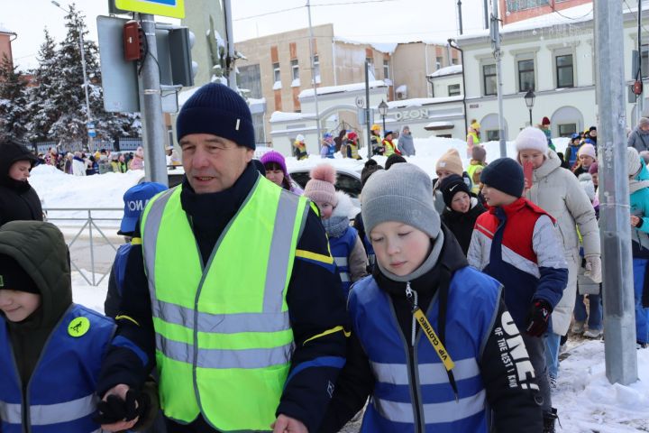 В день рождения отрядов ЮИД в Чистополе устроили праздник на свежем воздухе (фоторепортаж)