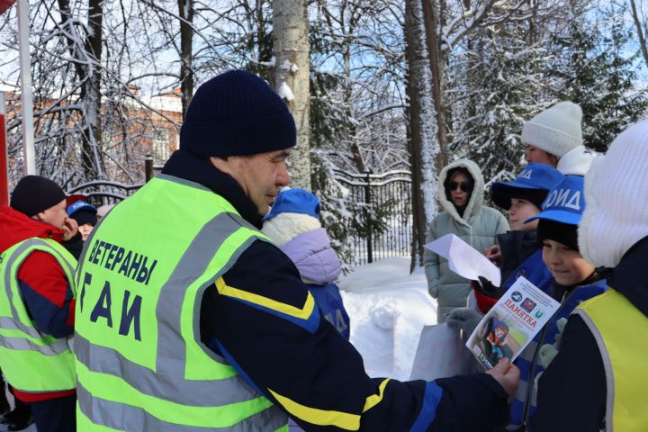 В день рождения отрядов ЮИД в Чистополе устроили праздник на свежем воздухе (фоторепортаж)