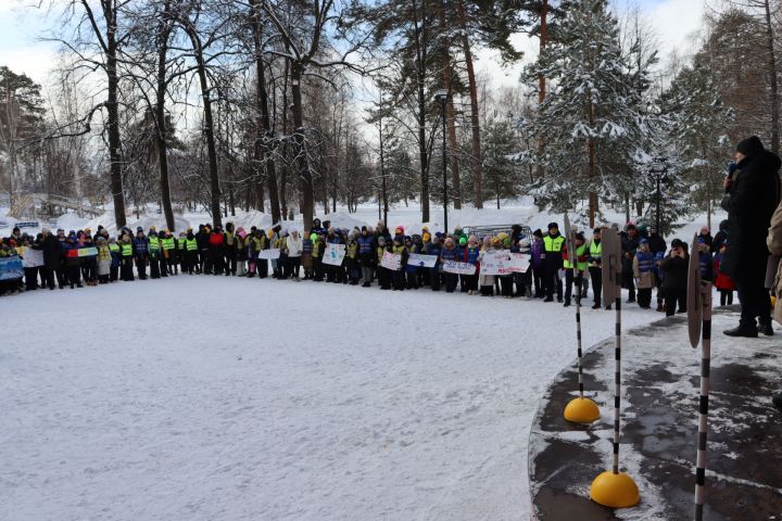 В день рождения отрядов ЮИД в Чистополе устроили праздник на свежем воздухе (фоторепортаж)