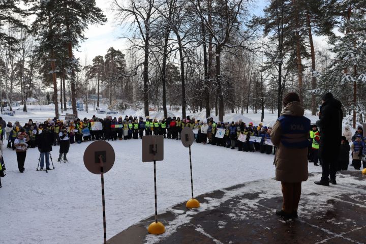 В день рождения отрядов ЮИД в Чистополе устроили праздник на свежем воздухе (фоторепортаж)