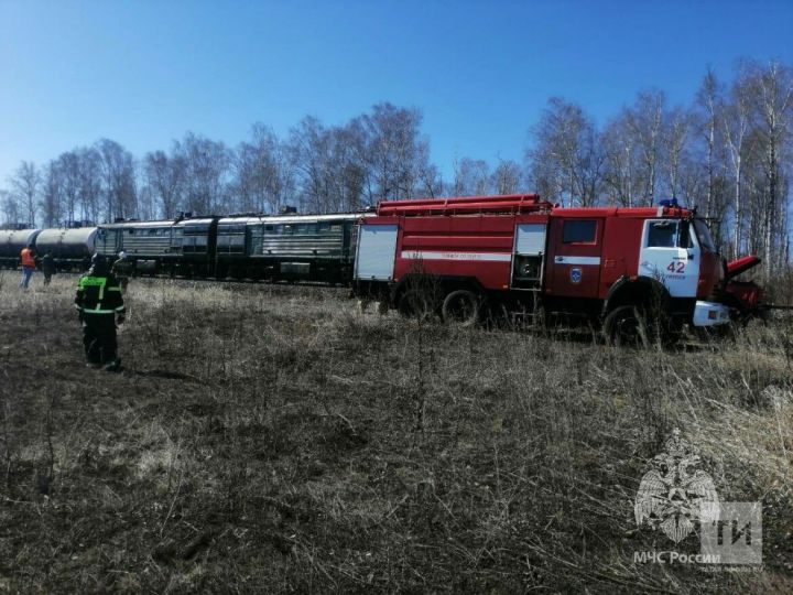 В Ютазинском районе  загорелся тепловоз