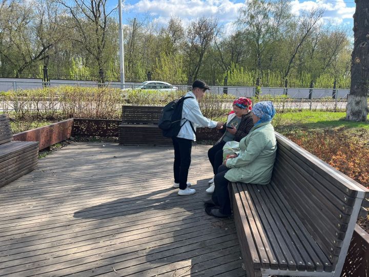 Чистопольские школьники присоединились к патриотической акции «Георгиевская ленточка»