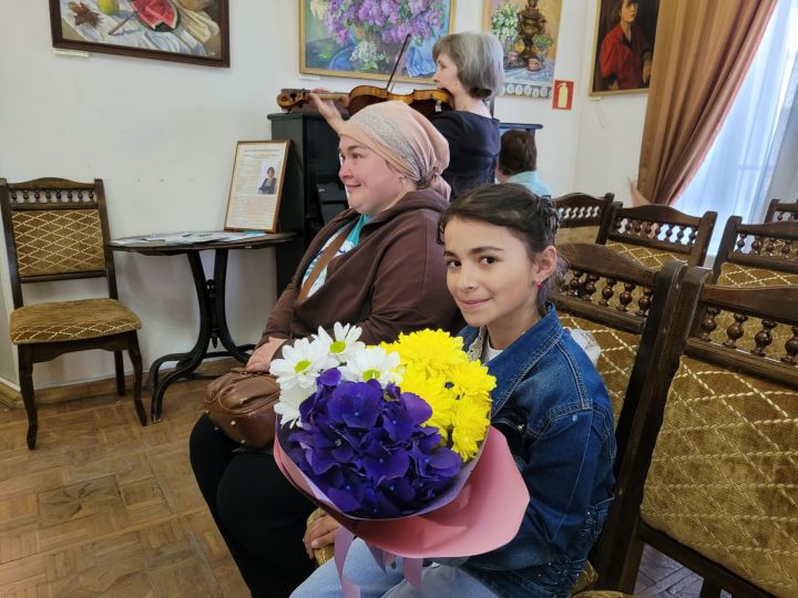 В Чистополе прошла персональная выставка именитой художницы