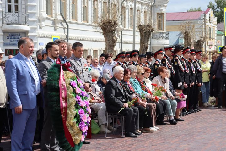 В День памяти и скорби в Чистополе состоялся митинг (фоторепортаж)