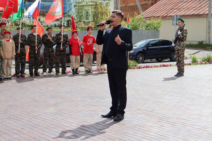 В День памяти и скорби в Чистополе состоялся митинг (фоторепортаж)