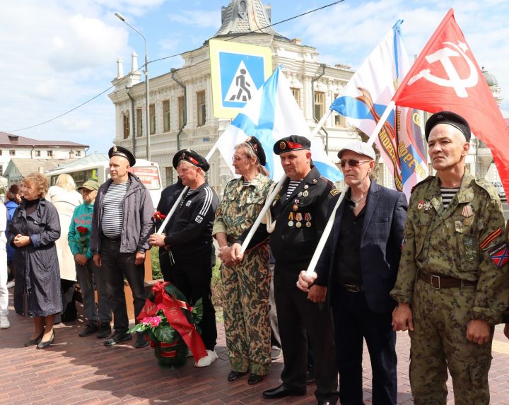 В День памяти и скорби в Чистополе состоялся митинг (фоторепортаж)