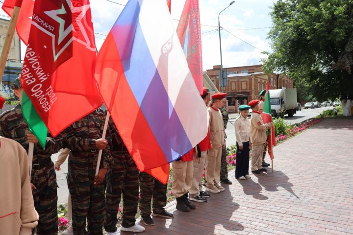 В День памяти и скорби в Чистополе состоялся митинг (фоторепортаж)