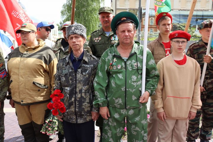 В День памяти и скорби в Чистополе состоялся митинг (фоторепортаж)