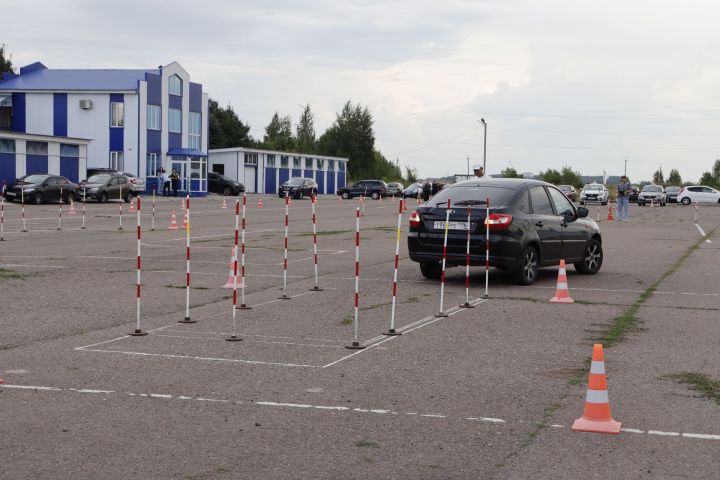 Состязались чистопольские автоледи