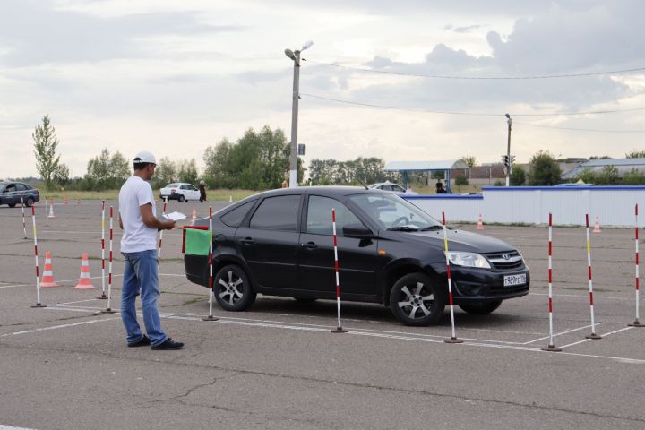 Состязались чистопольские автоледи