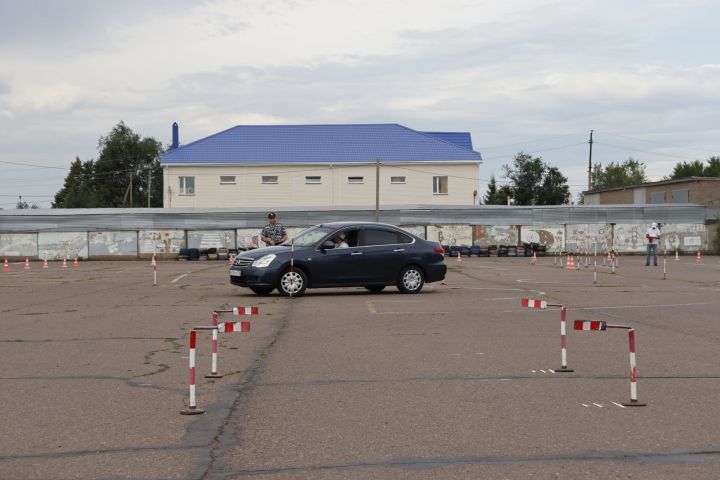 Состязались чистопольские автоледи