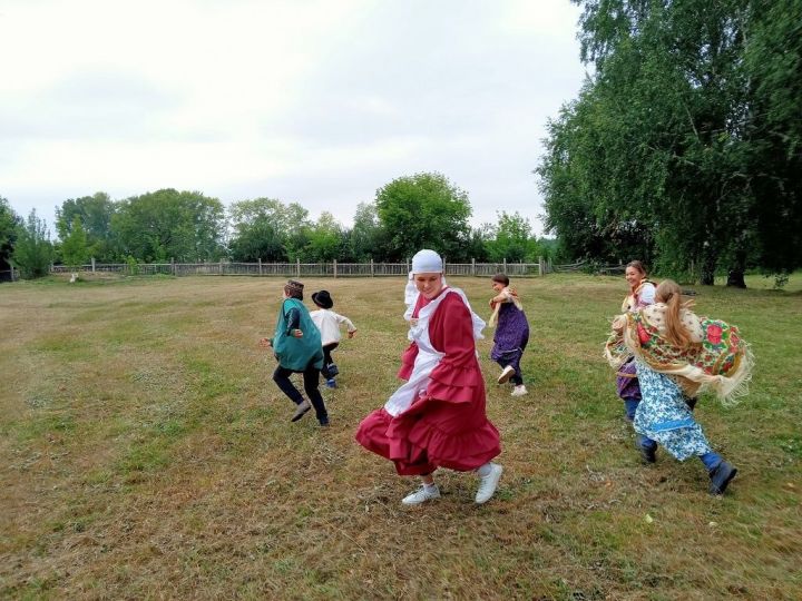 Ребята чистопольского села окунулись в мир фольклора