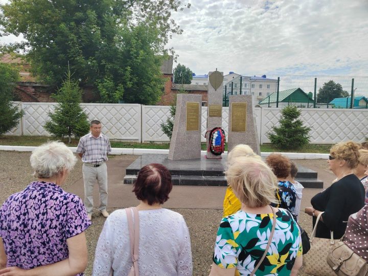 В Чистополе для пенсионеров организовали экскурсию