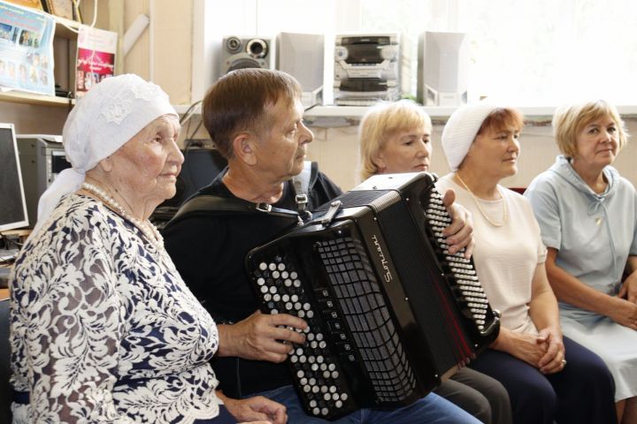 Чистопольский кряшенский ансамбль «Багалмам» получил звание «Народный»